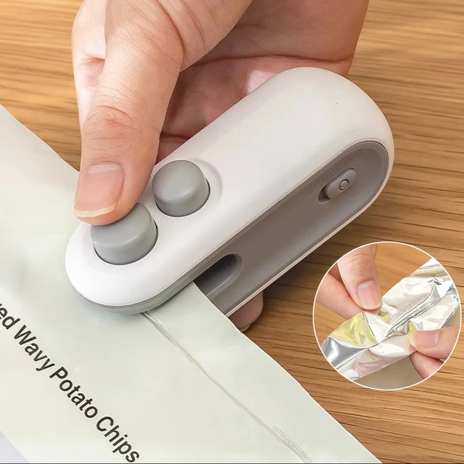 Mini Heat Bag Sealing Machine Package Sealer Bags Plastic Food Sealer Clip Bag Handheld Sealer Food Packaging Heat Sealer